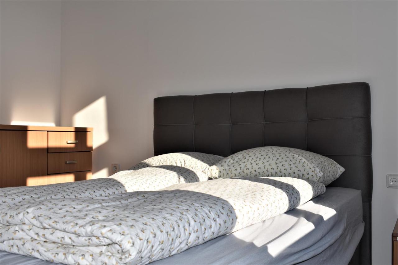 Apartment Mejtas With Free Parking Saraievo Exterior foto