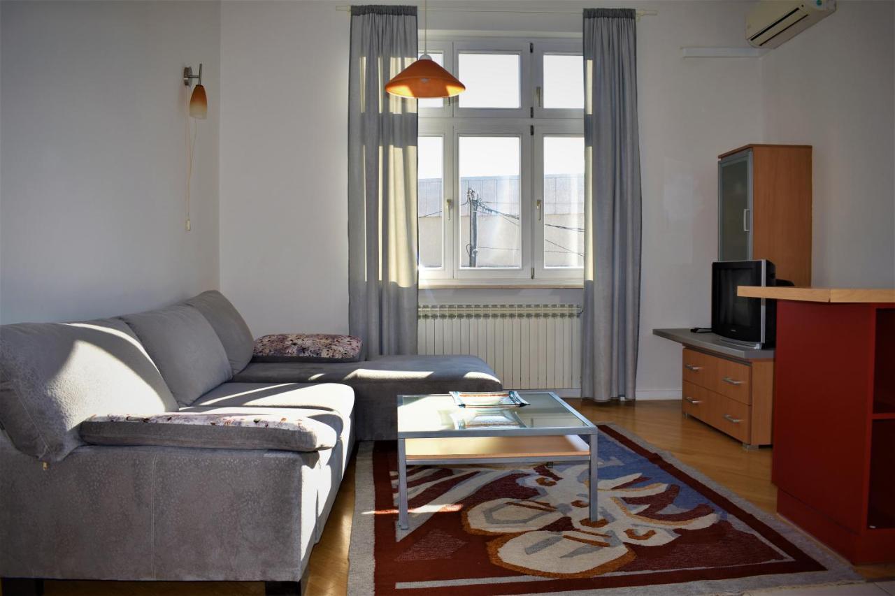 Apartment Mejtas With Free Parking Saraievo Exterior foto